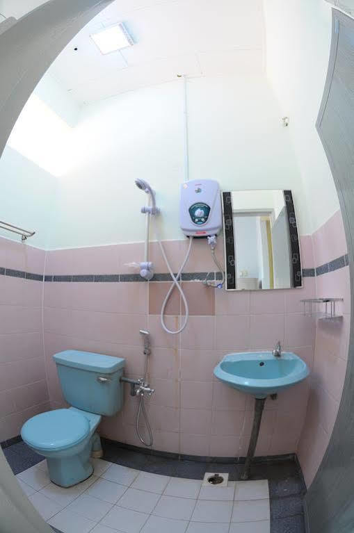 Chin Hua Holiday Home 5 Malacca Bagian luar foto